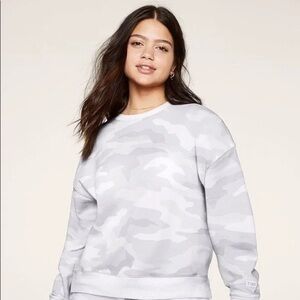 VICTORIA’S SECRET PINK CREWNECK OVERSIZED SWEATSHIRT TOP CAMOUFLAGE LARGE